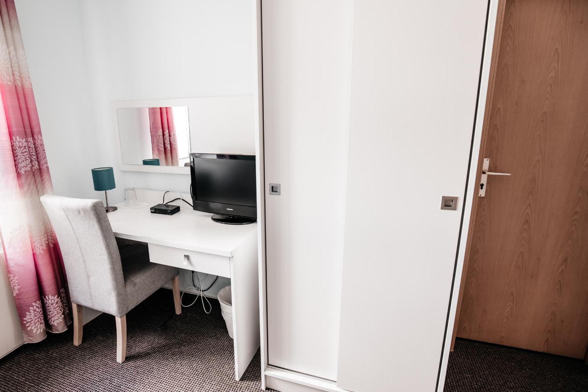 Hotel Am Fluss Heidesee Экстерьер фото